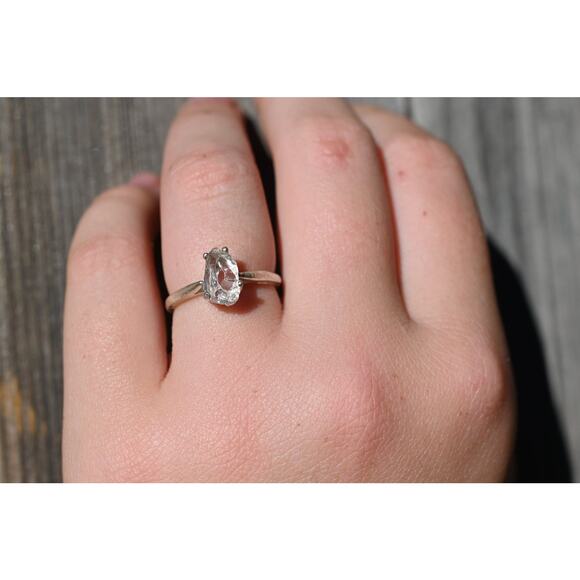 alternative raw diamond engagement rings, raw crystal size 4 5 6 7 8 8 9 10 11 - Picture 2 of 3